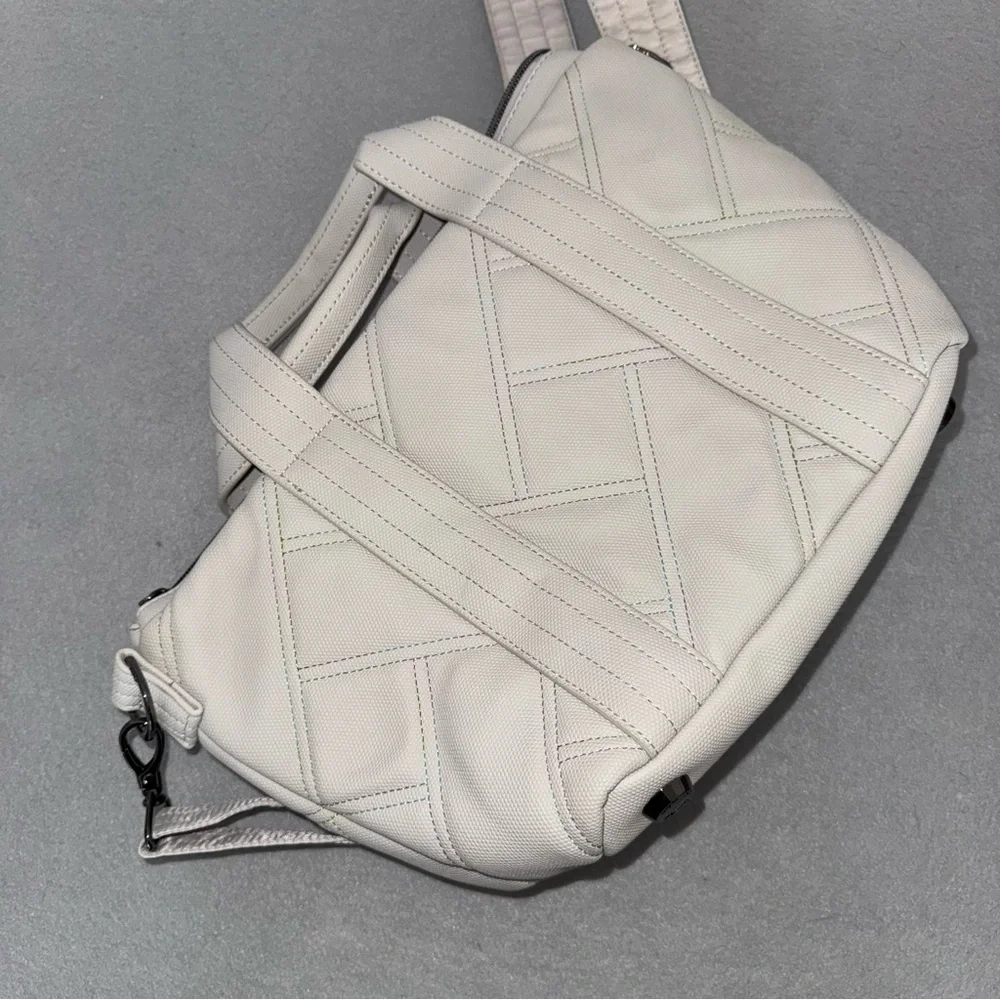 Lug Dory Matte Luxe Crossbody Bag - Picture 2 of 12